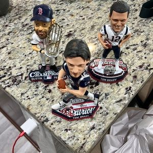 Tom Brady & Pedroia Champions bobble heads